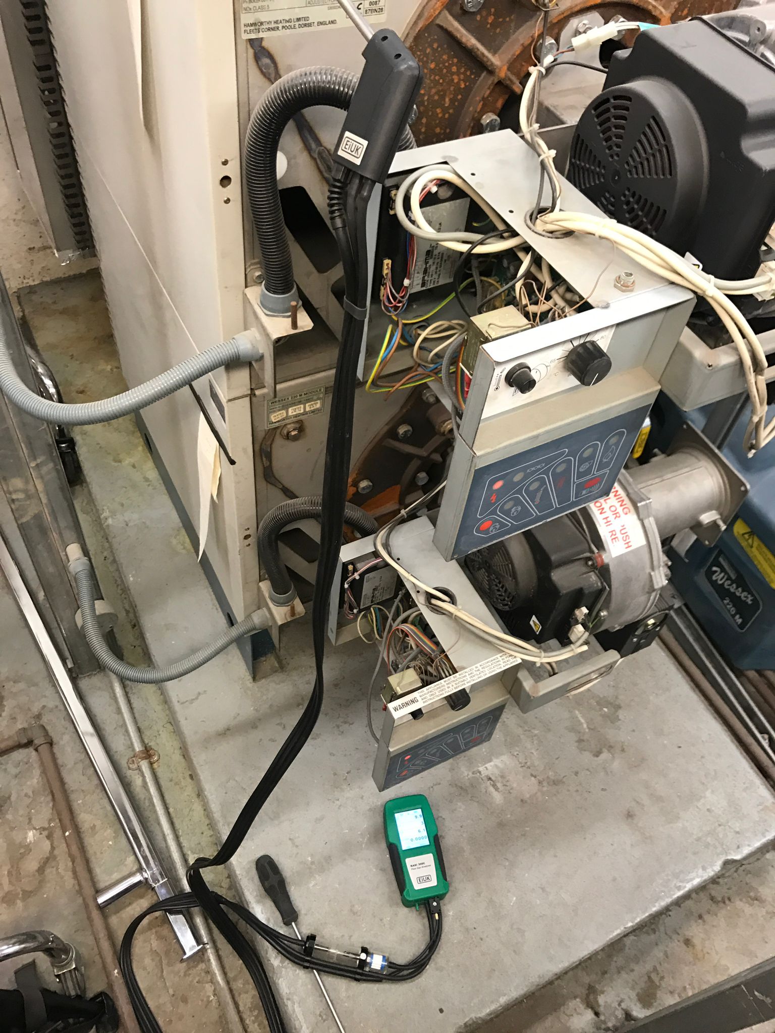 gas safe registered engineer near me Uxbridge, UB8